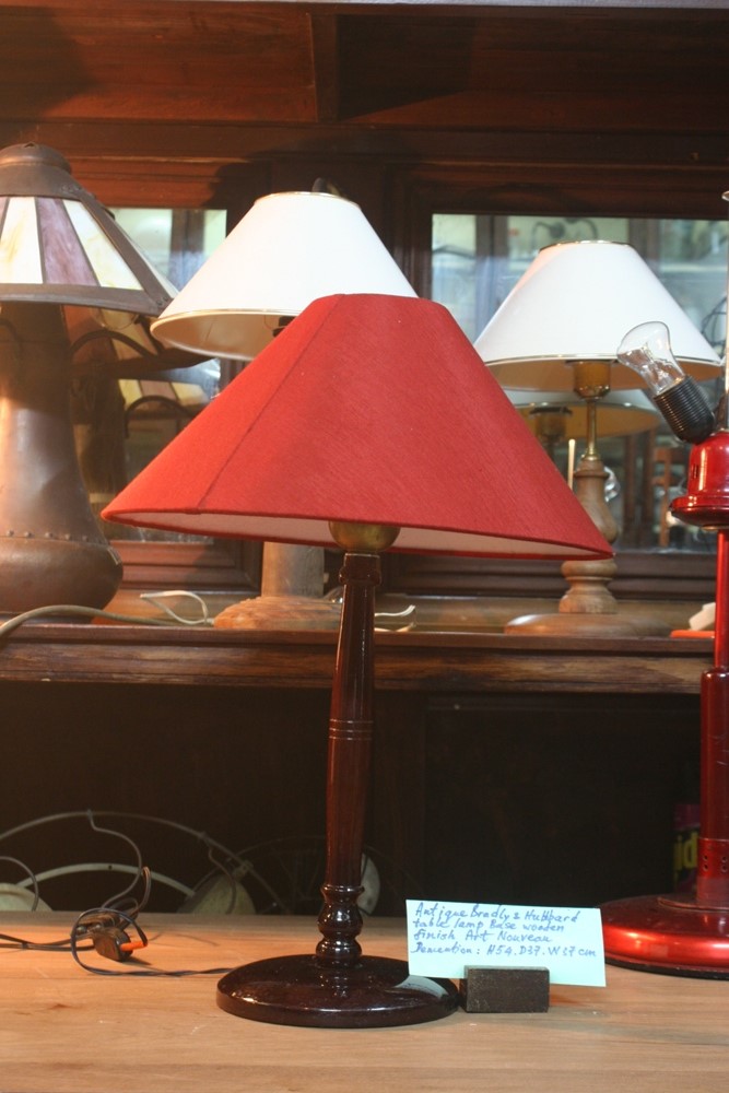 Antique Bradly & Hubbard table lamp base wooden finish art nouvean