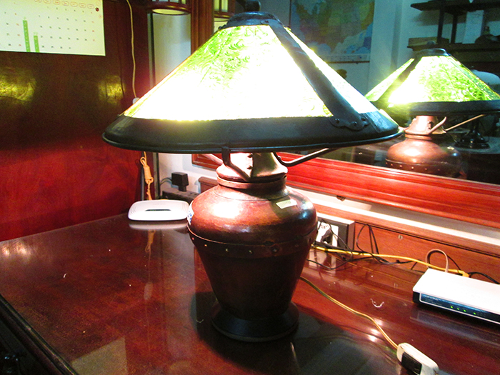 Antique Victorian signed bradley and hubblard slag glass lamp light