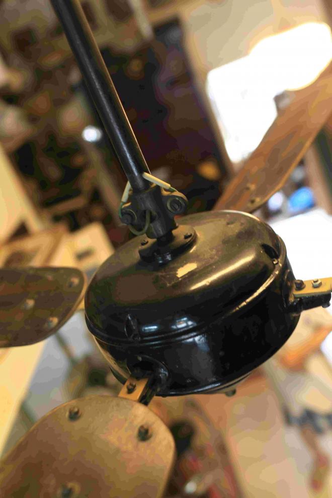 Ventilatore Antico da soffito Marelli - Boreale - 1930 Antique old electric fan