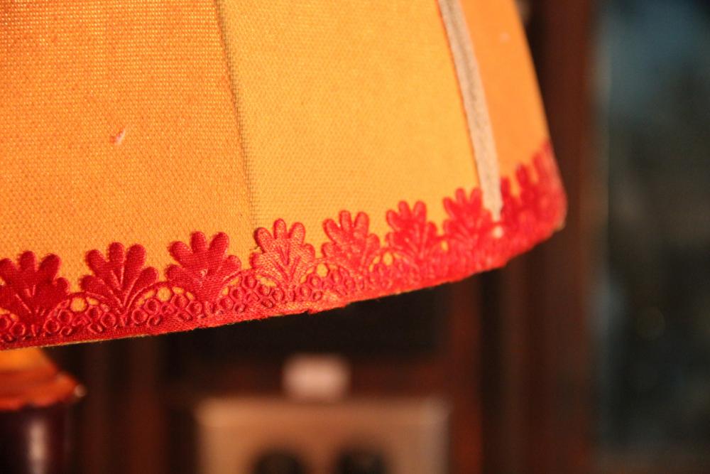 Yellow and red highlight with wooden base table lamp